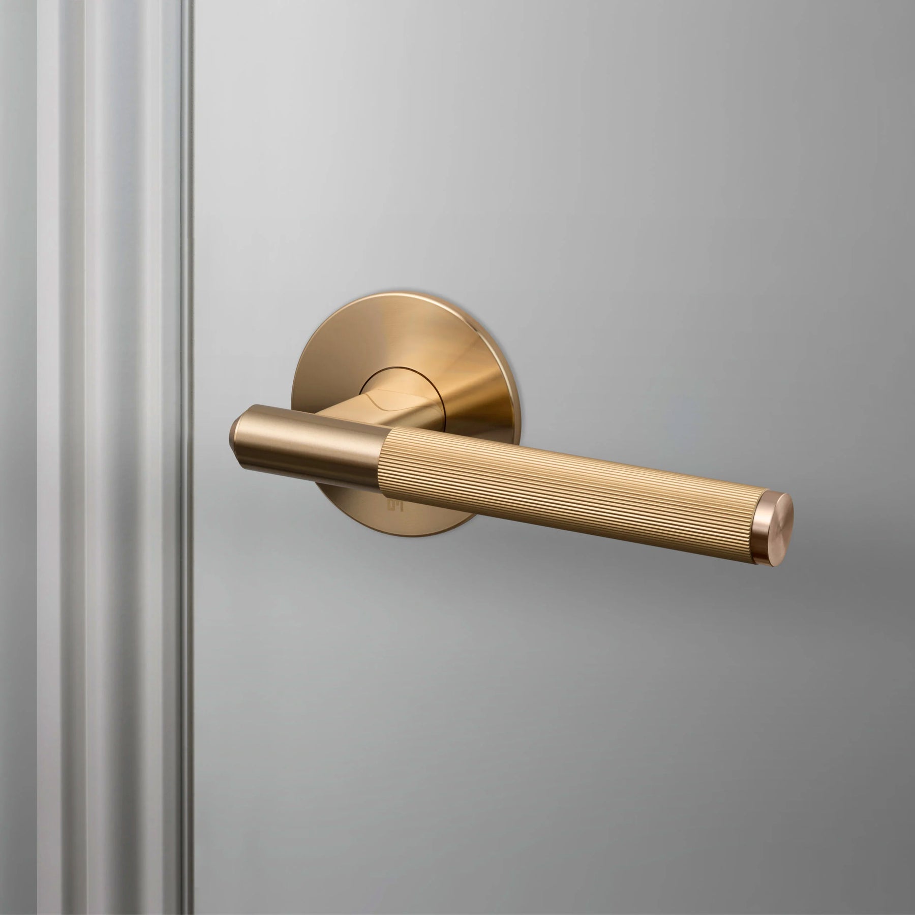 B+P Door handle linear